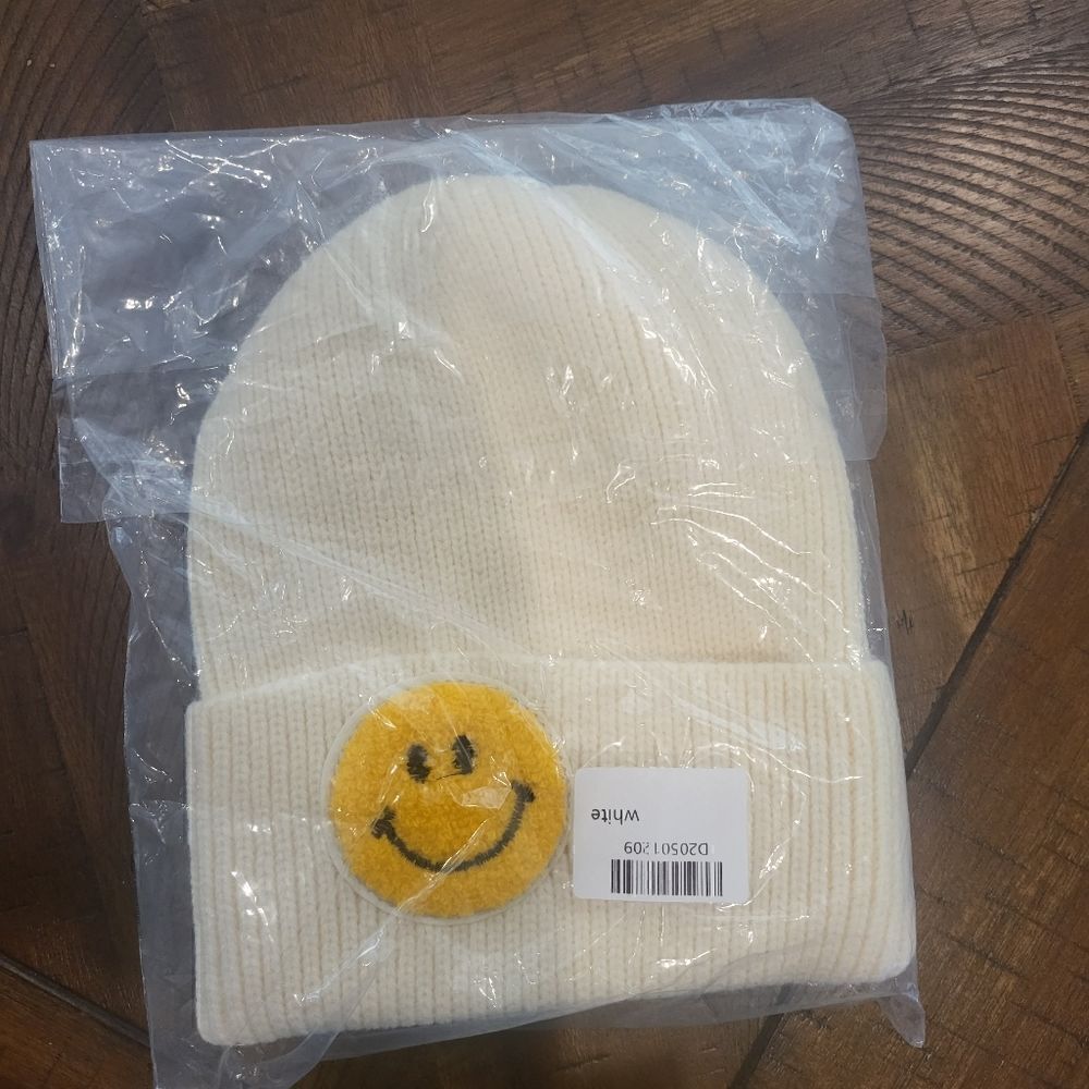 Cream Color Happy Face Beanie OS - Picture 2 of 3